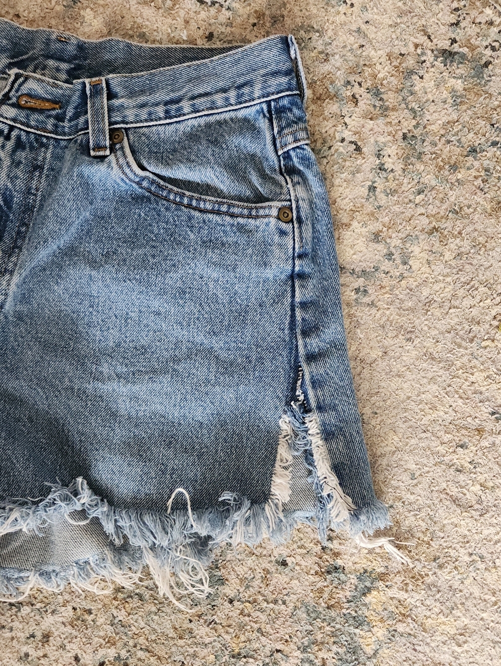 L.L. Bean Light Blue Frayed Hem Denim Shorts - Picture 2 of 11